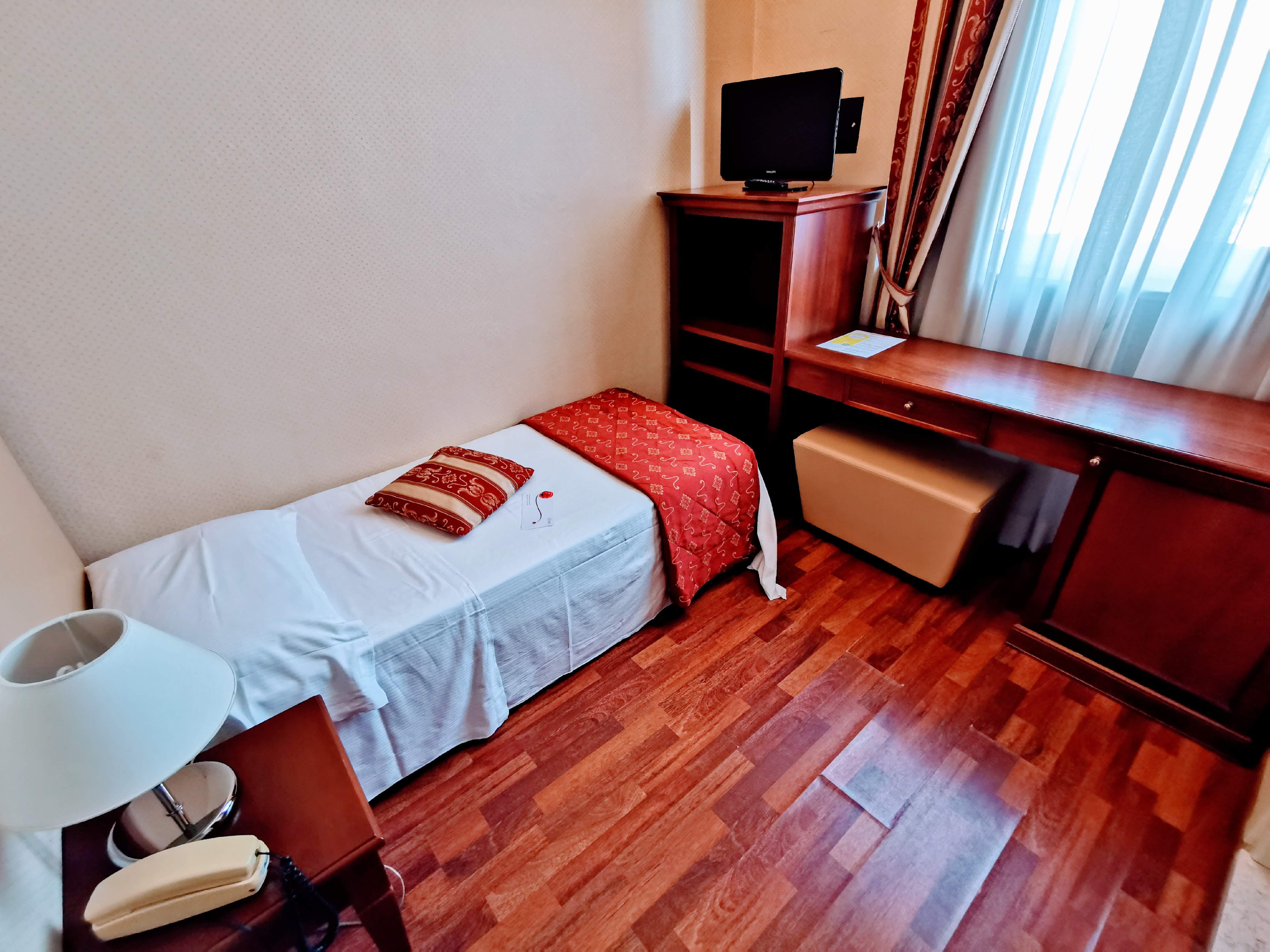 Villa Adriatica Ambienthotels Rimini Exterior photo